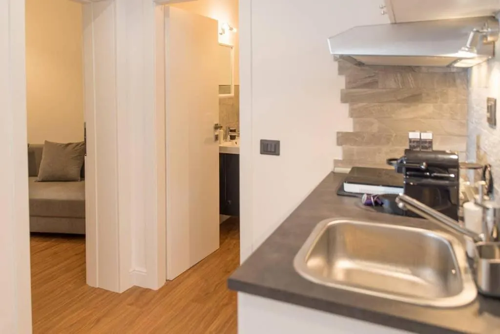 Urban Center III Easy Parking Near Tram Apartment Florence Italy